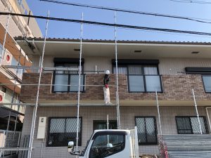 7EC58EB5-B7C0-4CC1-887E-15B313F8490B